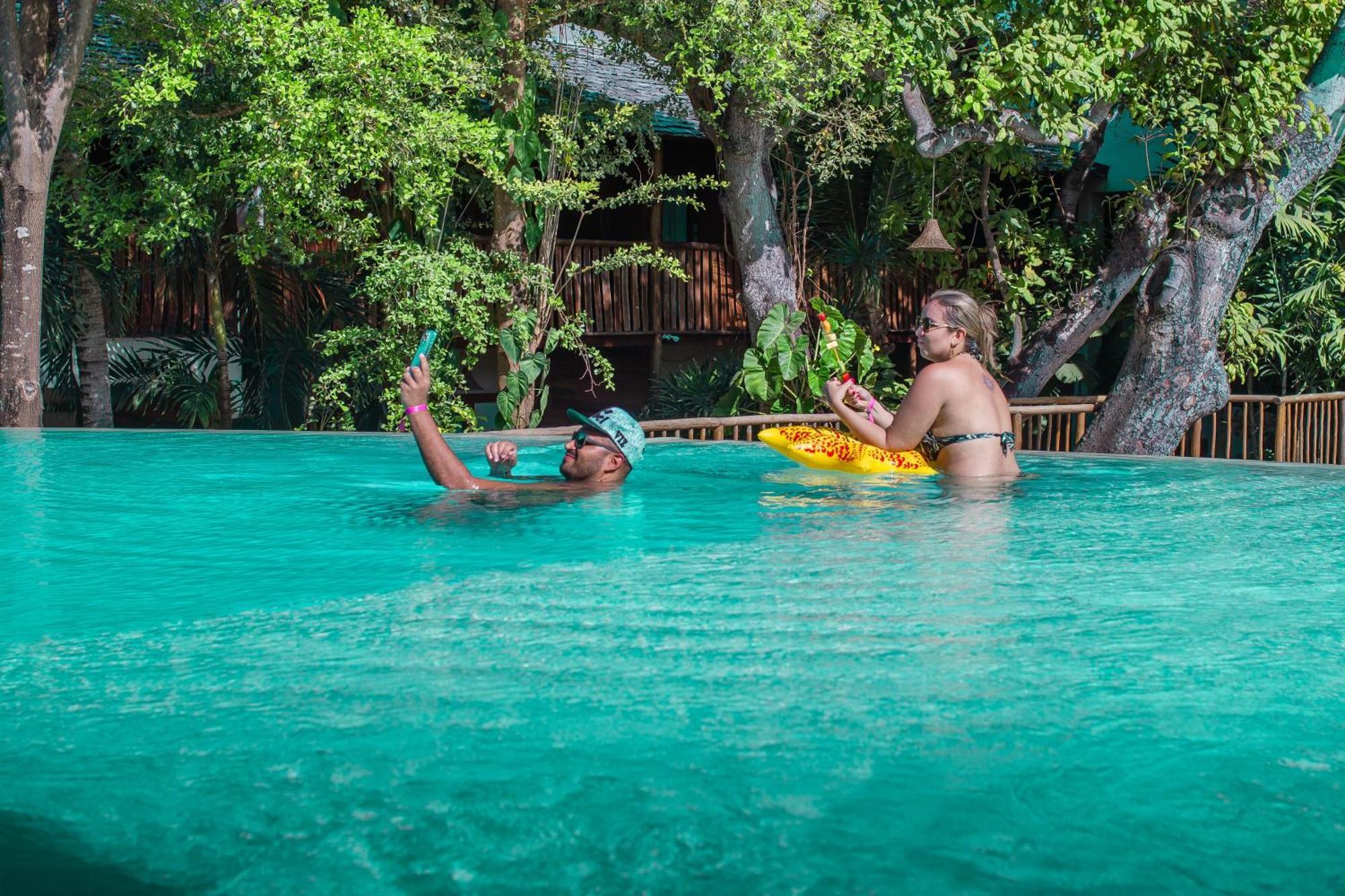 Cafe Jeri Hotel Jijoca de Jericoacoara Exterior photo Swimming pool at the resort